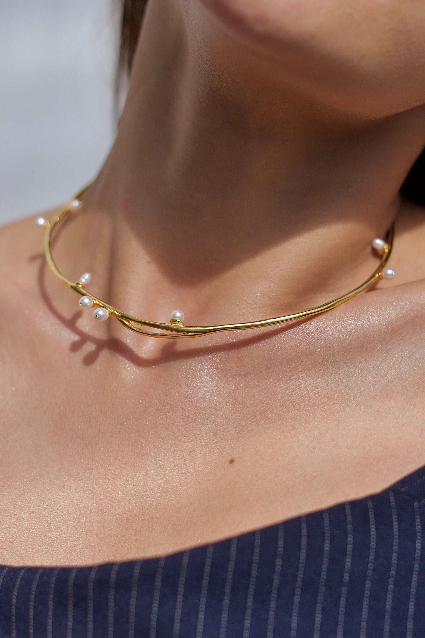 CYGNUS CHOKER - Leela And Ella
